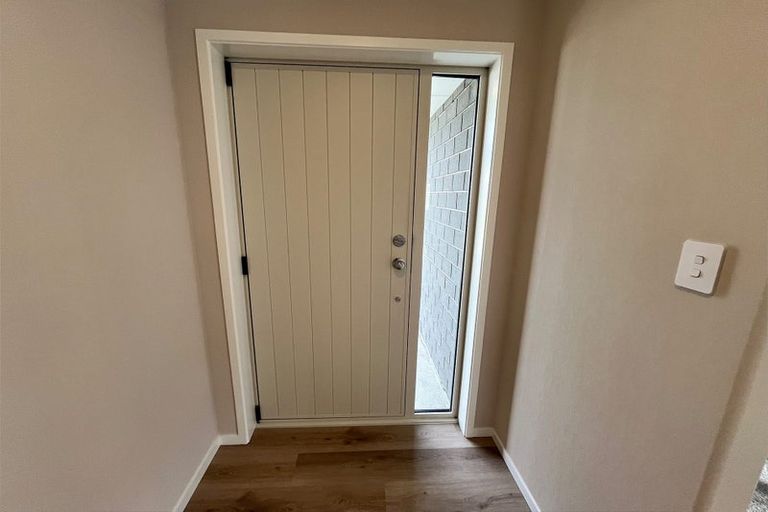 Photo of property in 14 George Yee Place, Taradale, 4112