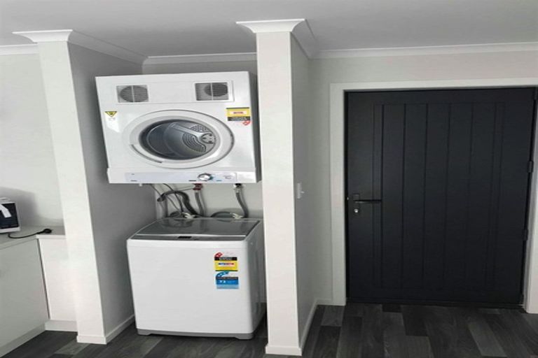 Photo of property in 85u2 Cameron Road, Hamilton East, Hamilton, 3216