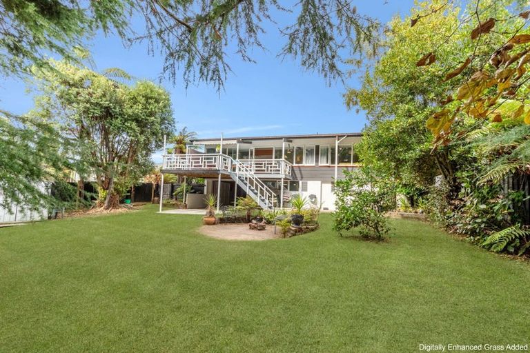 Photo of property in 255 Cambridge Street, Levin, 5510