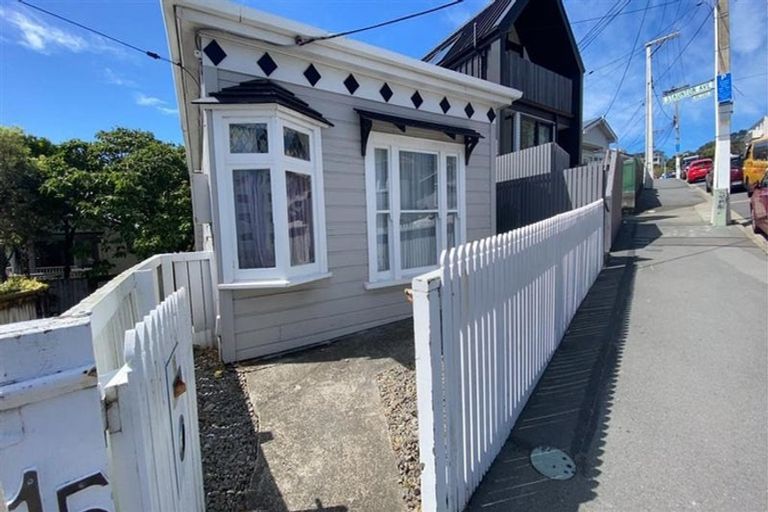 Photo of property in 15 Nairn Street, Mount Cook, Wellington, 6011