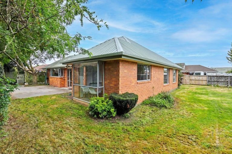 Photo of property in 32 Kintyre Drive, Broomfield, Christchurch, 8042