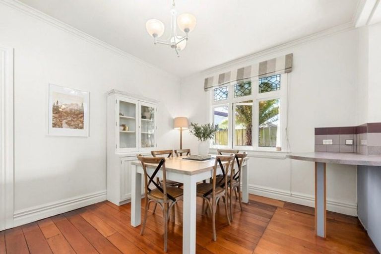 Photo of property in 388 Fergusson Drive, Heretaunga, Upper Hutt, 5018