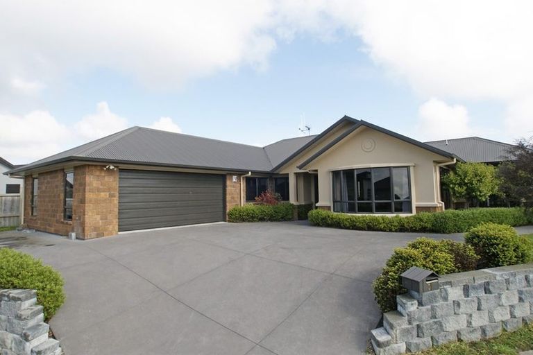 Photo of property in 3 Gibbston Close, Huntington, Hamilton, 3210