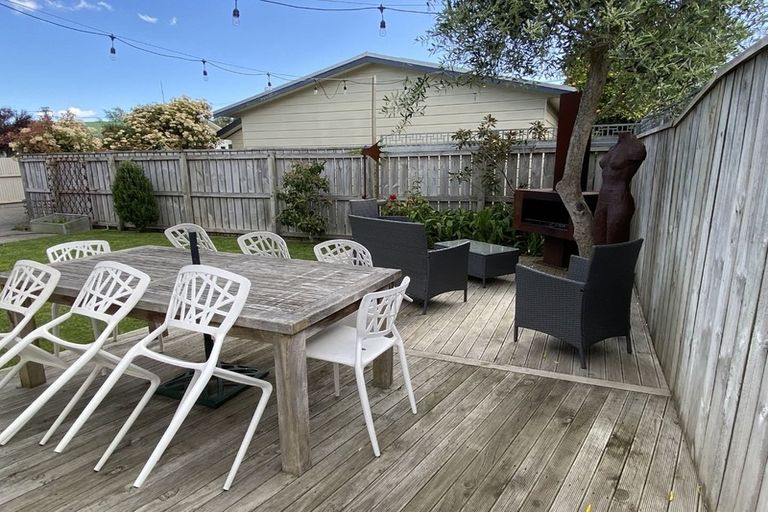 Photo of property in 69a Avondale Road, Taradale, Napier, 4112