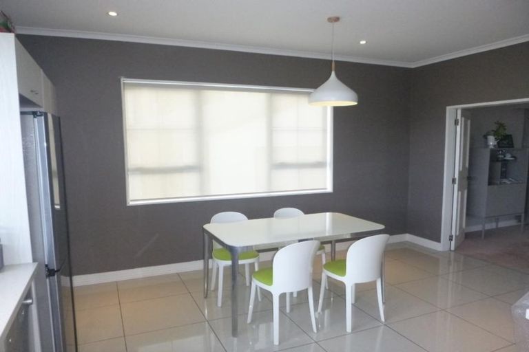 Photo of property in 66 Rama Crescent, Khandallah, Wellington, 6035