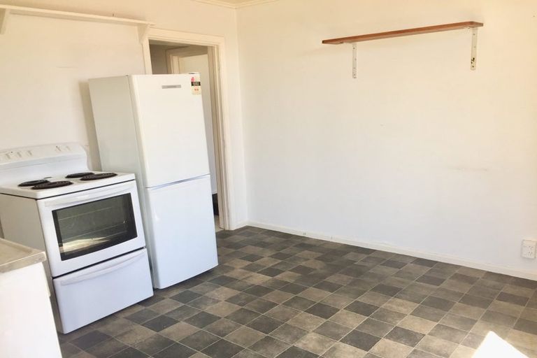 Photo of property in 14 Bidwill Street, Mount Cook, Wellington, 6021