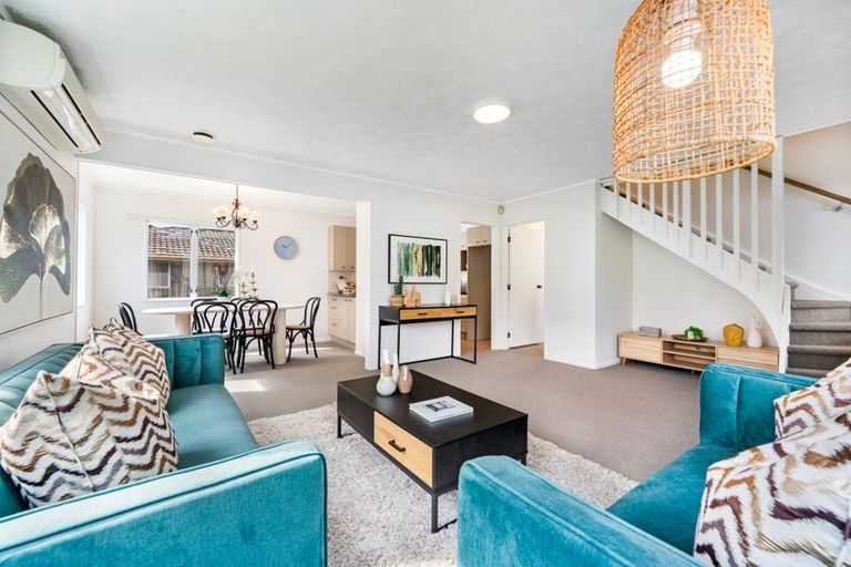 Photo of property in 68 Helena Street, Massey, Auckland, 0614