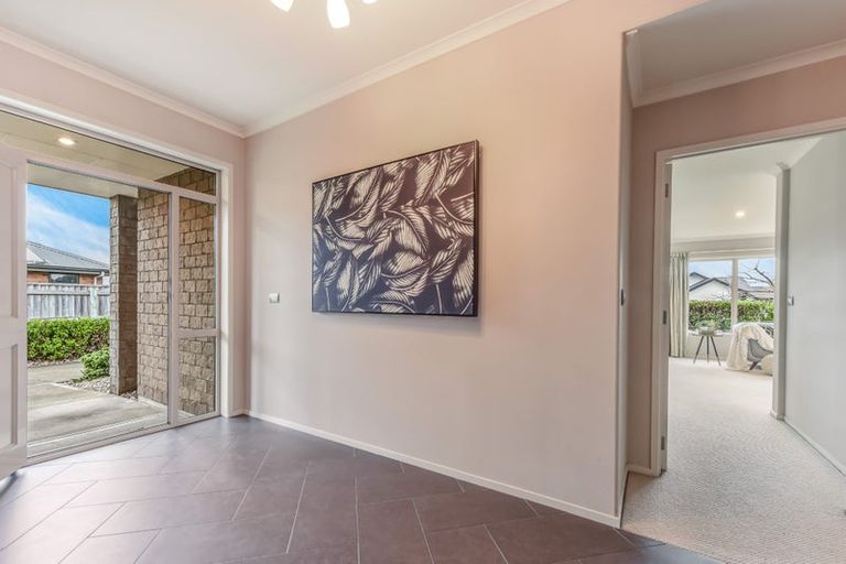 Photo of property in 5 Harold Place, Stoke, Nelson, 7011