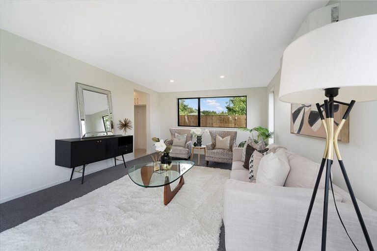 Photo of property in 8b Strid Road, Te Atatu South, Auckland, 0610