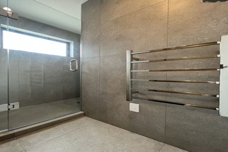 Photo of property in 39 Kapehu Road, Silverdale, 0932