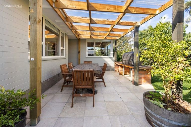 Photo of property in 17 Monowai Crescent, North New Brighton, Christchurch, 8083