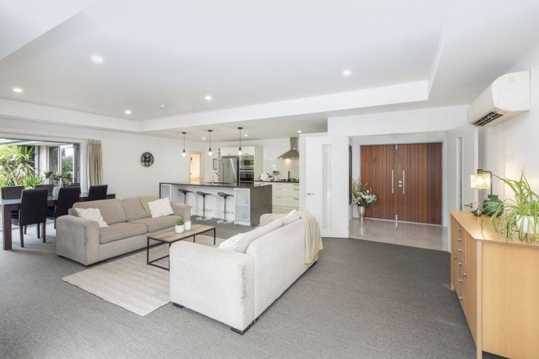 Photo of property in 20 Dunaverty Place, Broomfield, Christchurch, 8042