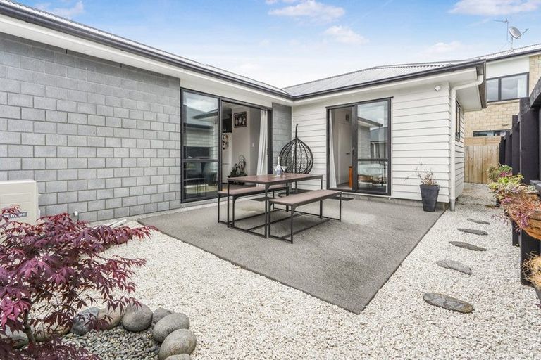 Photo of property in 37u4 North Ridge Drive, Rototuna North, Hamilton, 3210