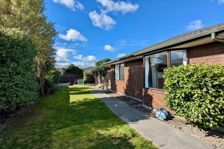Photo of property in 139 Sawyers Arms Road, Northcote, Christchurch, 8052