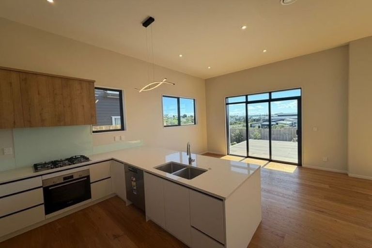 Photo of property in 10 Kowaitau Avenue, Beachlands, Auckland, 2018
