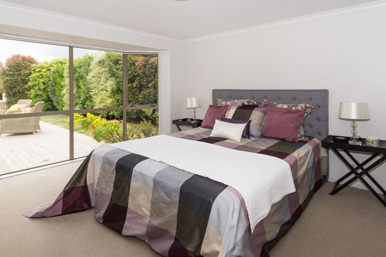 Photo of property in 40 Lough Bourne Drive, Pukekohe, 2120