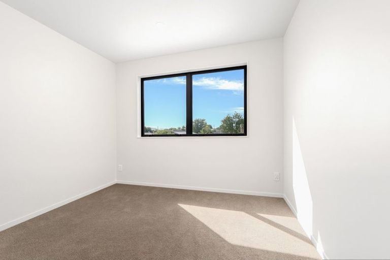 Photo of property in 17d Bahari Drive, Ranui, Auckland, 0612