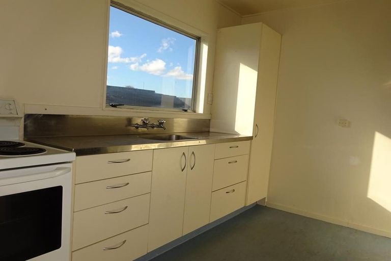 Photo of property in 10a Kilkee Terrace, Flaxmere, Hastings, 4120