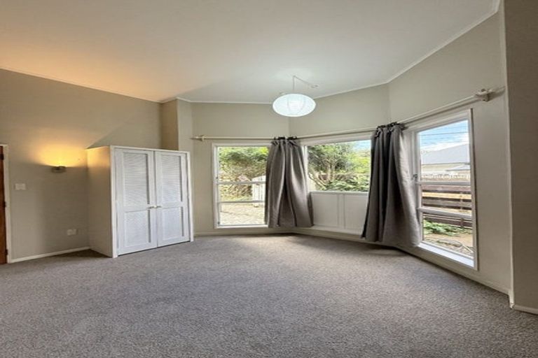 Photo of property in 66 Central Terrace, Kelburn, Wellington, 6012