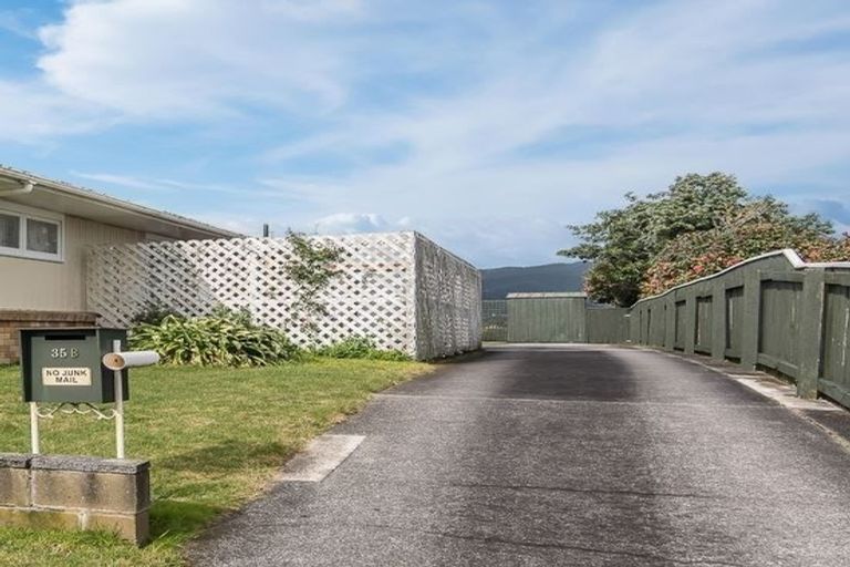 Photo of property in 35b Teoti Street, Paraparaumu Beach, Paraparaumu, 5032