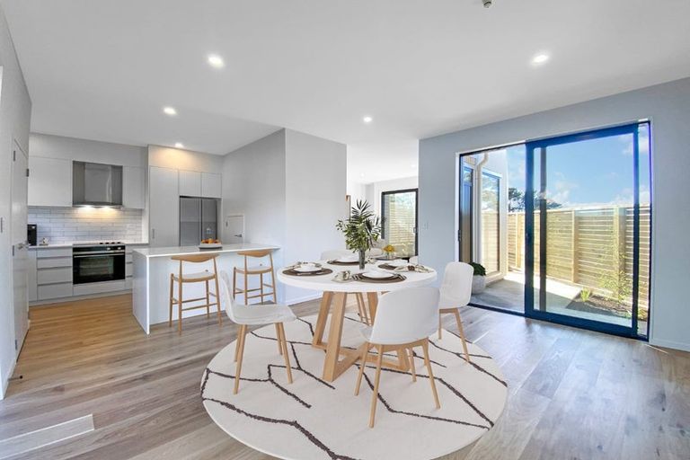 Photo of property in 21 Paeroa Street, Riccarton, Christchurch, 8041