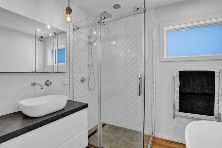 Photo of property in 43 Essex Street, Vogeltown, New Plymouth, 4310