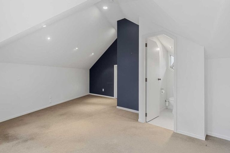 Photo of property in 24b Clyde Street, Mount Maunganui, 3116
