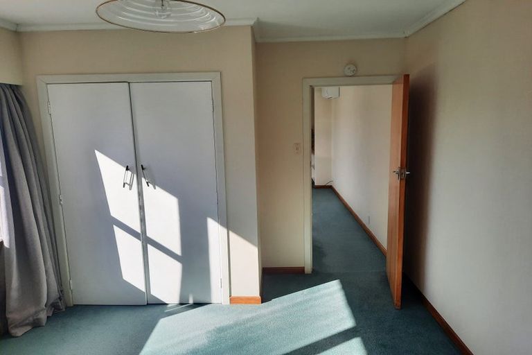 Photo of property in 19a Farm Road, Northland, Wellington, 6012