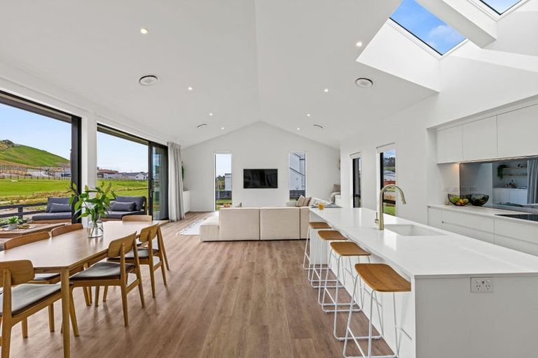 Photo of property in 22 Steve Askin Drive, Cracroft, Christchurch, 8022