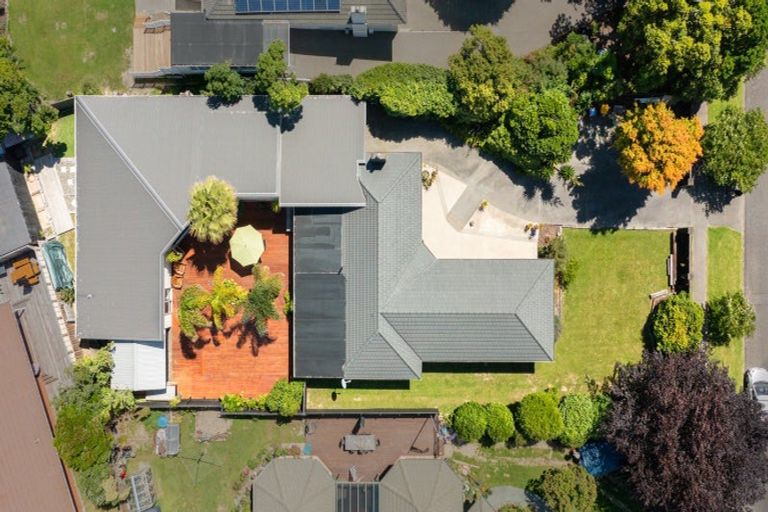 Photo of property in 6 Kohekohe Road, Waikanae, 5036