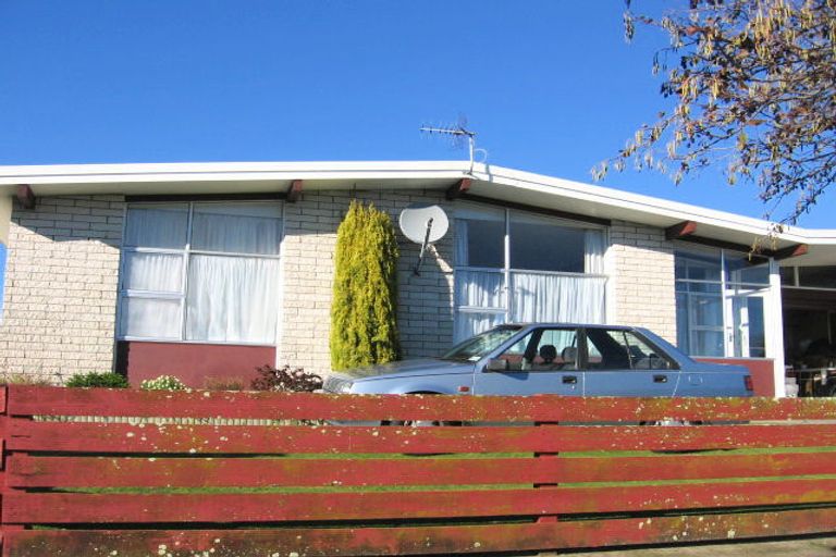 Photo of property in 1 Moyne Avenue, Milson, Palmerston North, 4414