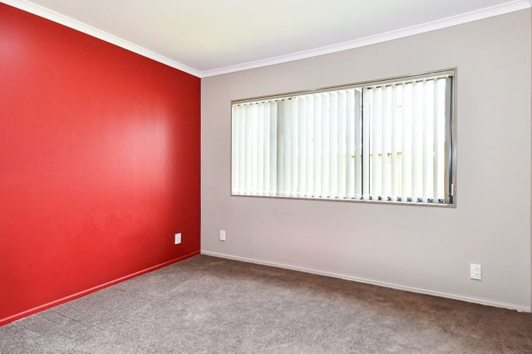 Photo of property in 112 Alfriston Road, Manurewa, Auckland, 2105