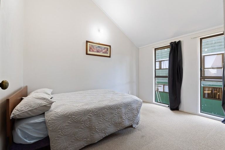 Photo of property in 132 Dinsdale Road, Dinsdale, Hamilton, 3204