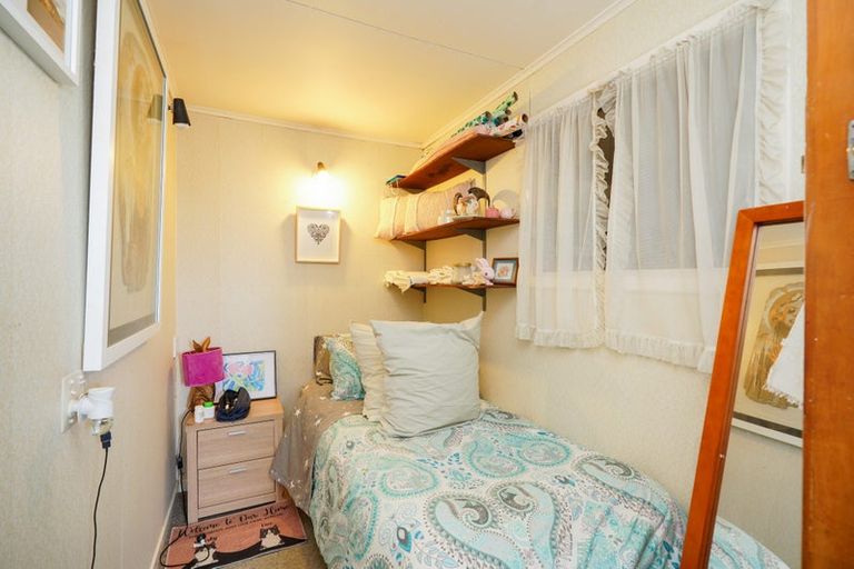Photo of property in 24 Mackenzie Street, Winton, 9720