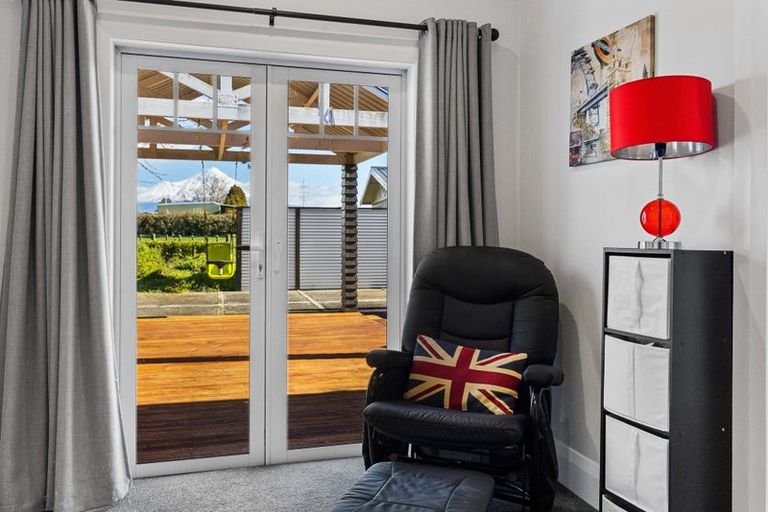 Photo of property in 19 Stanley Road, Stratford, 4394