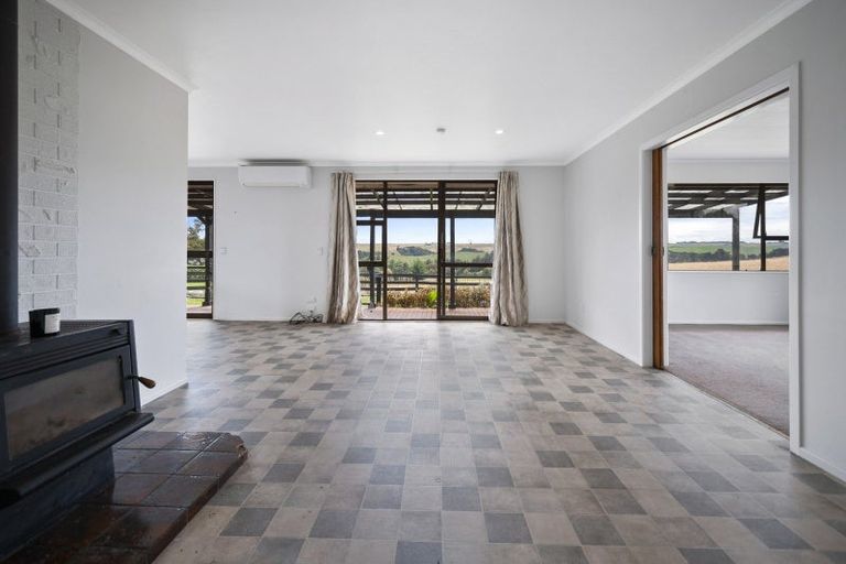 Photo of property in 2346 Makino Road, Halcombe, Feilding, 4779