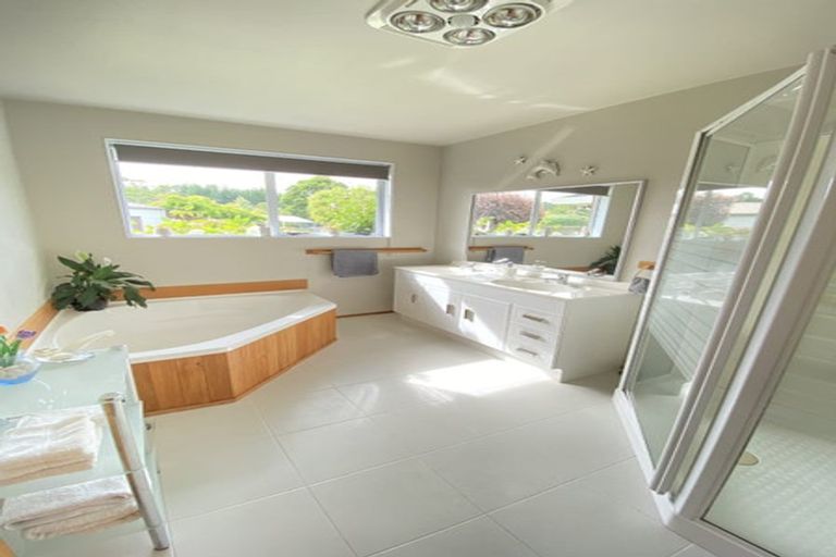 Photo of property in 48 Pine Tree Road, Kaniere, Hokitika, 7811