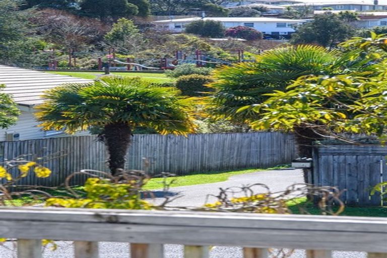 Photo of property in 55 Mcdowell Crescent, Hillcrest, Auckland, 0627