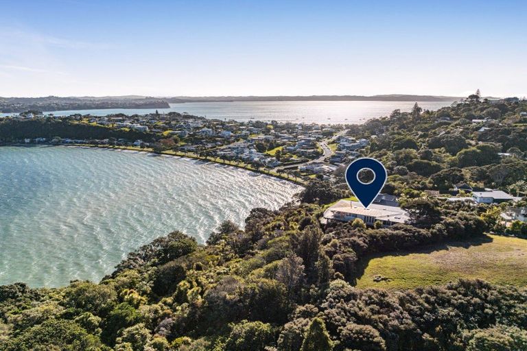 Photo of property in 52 Beauvoir Avenue, Matakatia, Whangaparaoa, 0930