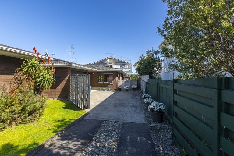 Photo of property in 1/56 Seaview Road, Paraparaumu Beach, Paraparaumu, 5032