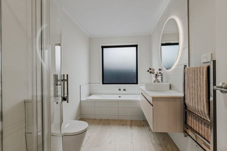 Photo of property in 16 Rehua Way, Papamoa, 3118