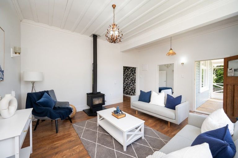 Photo of property in 1 Haumoana Road, Haumoana, 4102