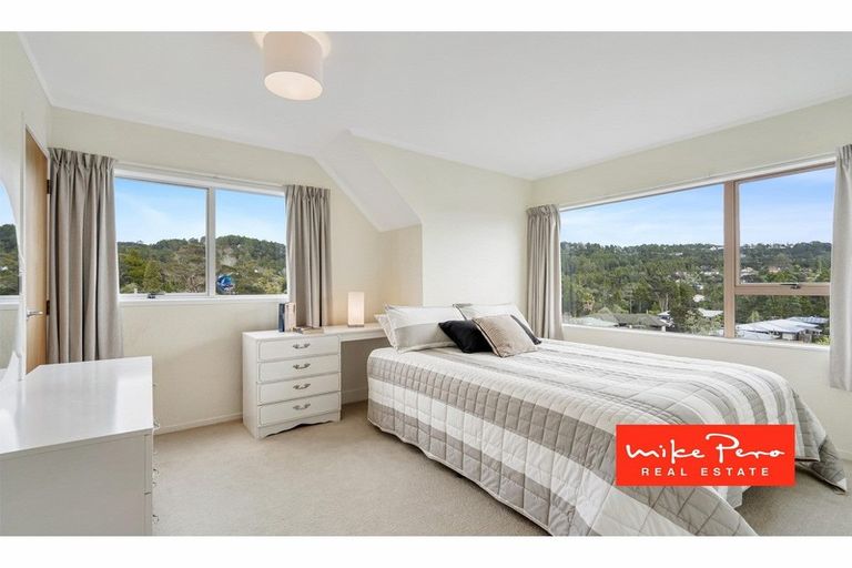 Photo of property in 65 Konini Road, Titirangi, Auckland, 0604