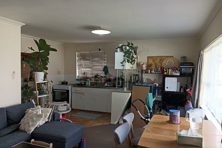 Photo of property in 31 Brixham Way, Newtown, Wellington, 6021