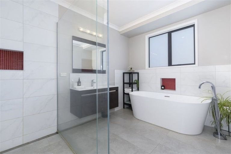 Photo of property in 38 Holyoake Terrace, Omokoroa, 3114