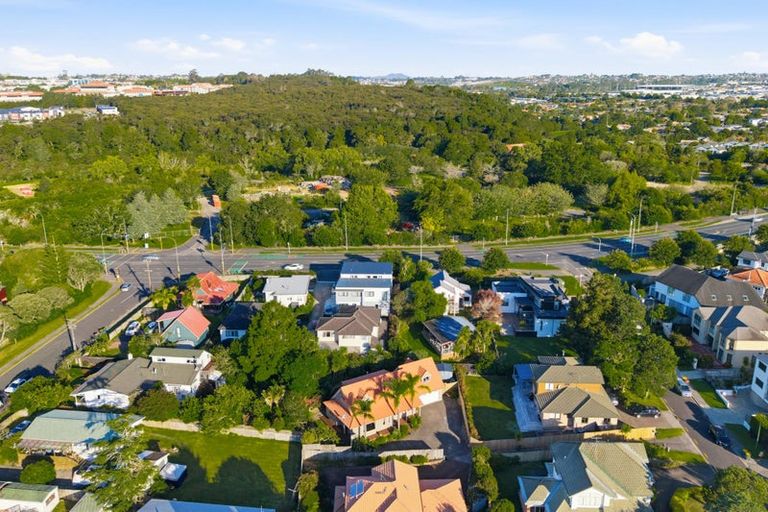 Photo of property in 5 Summerfield Lane, Albany, Auckland, 0632
