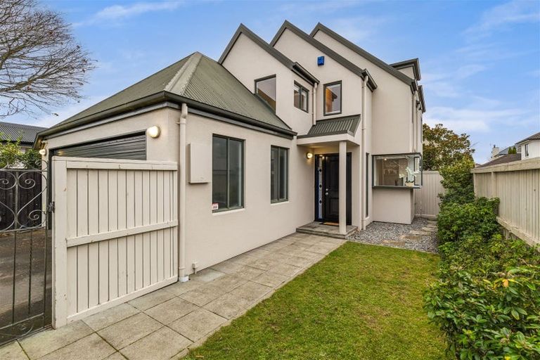 Photo of property in 53 Hawkesbury Avenue, St Albans, Christchurch, 8014
