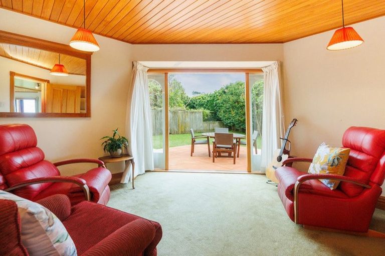Photo of property in 96 Clifton Terrace, Fitzherbert, Palmerston North, 4410
