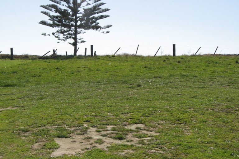 Photo of property in 2 Esplanade Rise, Coastlands, Whakatane, 3120