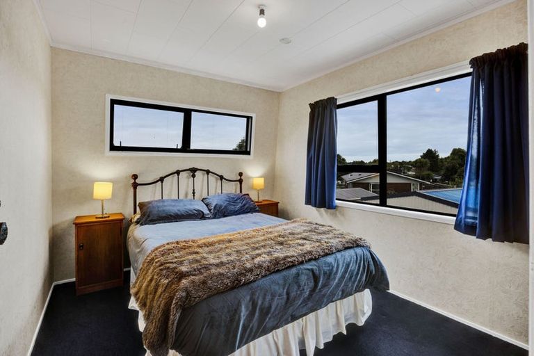 Photo of property in 33 Oberon Street, Stratford, 4332